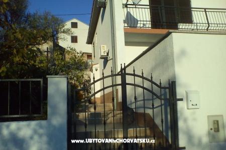 Apatmani Sučić photo 3