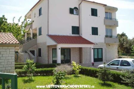 Apartments Malenica photo 2