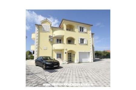 Apartments Mario photo 2