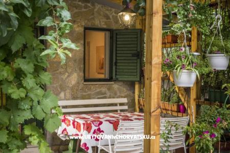 Apartments Brodarica Gaj Sibenik Croatia