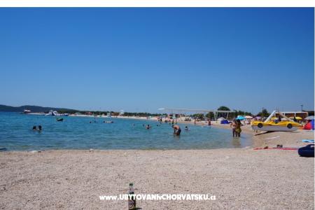 Beach House photo 2