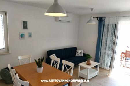 Laura apartmani photo 4