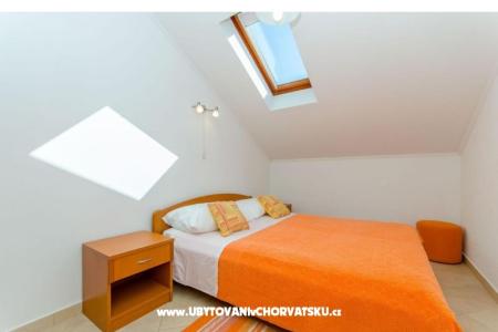 Apartments Dijana photo 3