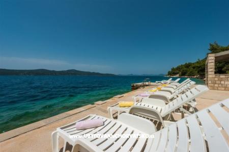 Villa Ratac Beach Apartments photo 4