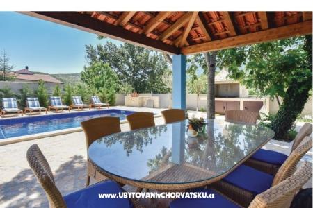 Viila Lino  photo 2
