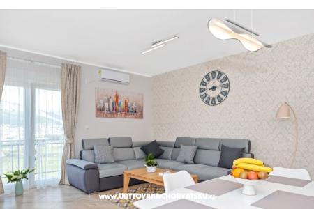 Anić Amazing Apartments DELUXE photo 3