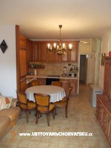 Apartment Split photo 3