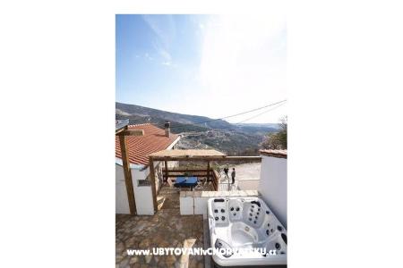 House panoramic view of Split photo 3