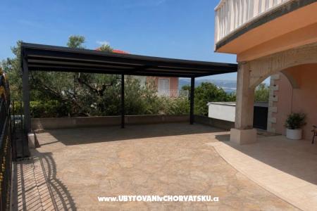 Ivona Apartments photo 2