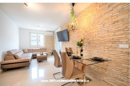 Luxury modern apartment on beach photo 2