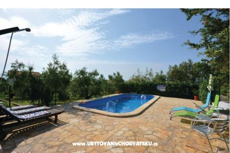 Rooms &amp; apartment Kraljevic photo 2