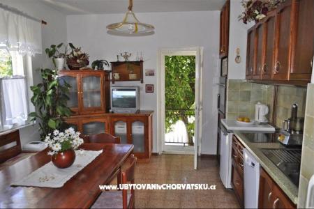 Apartments Vinka photo 2