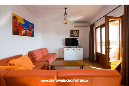 Apartment Dana photo 5
