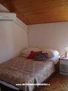Apartments Galešić photo 3