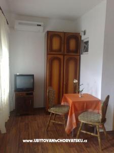 Apartments Helsa photo 3