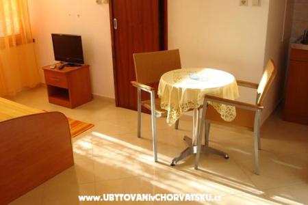 Apartments Martina photo 4