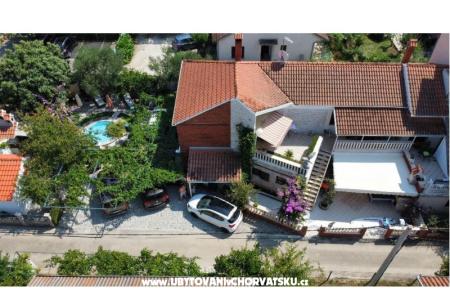 Apartments Mirjana Sukošan photo 2