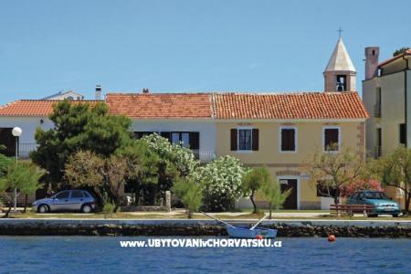Holiday House More  Sukosan Croatia