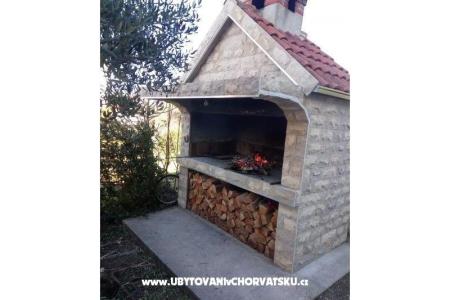 Apartments Nadinić photo 3