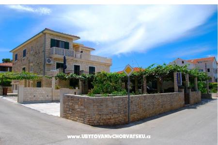 Apartments Darija Supetar - Brac Croatia