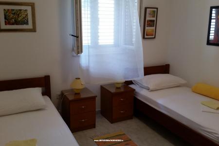 Apartment MLADEN photo 5