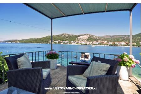 Apartment Zoranka on the beach Trogir Croatia