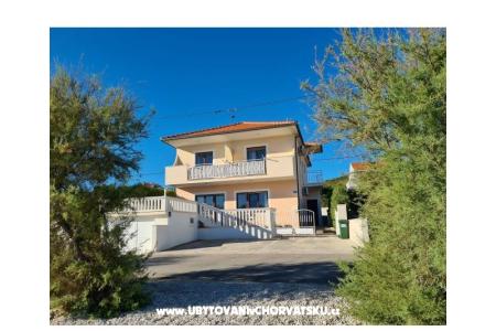 Apartments Boban photo 2