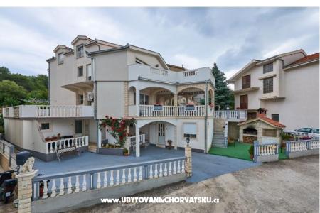 Apartments Gagula Trogir Croatia