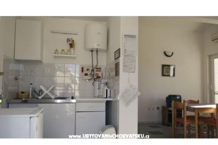 Apartments Jelena photo 3