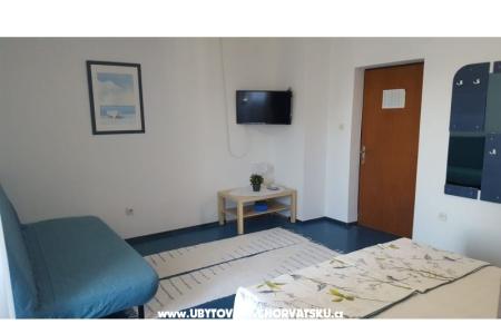 Apartments Laura photo 3