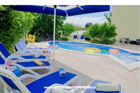 Apartments Petra photo 2