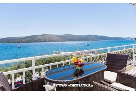 Villa Rozana-wellness apartments Trogir Croatia