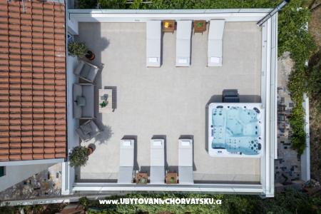 Villa Rozana-wellness apartments photo 3
