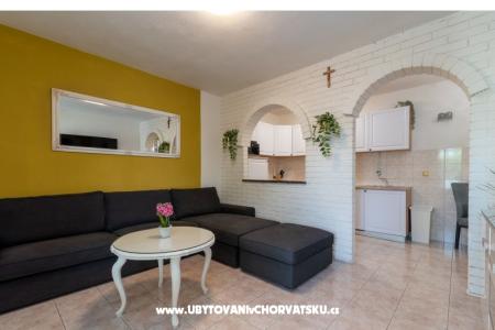 Apartment Grigic photo 2