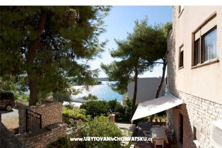 Apartments Ćurković Trogir Croatia