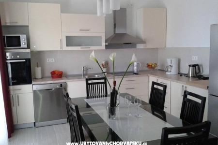 Apartments Kadulja photo 3