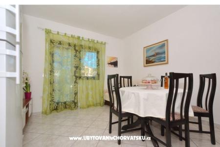 Apartments Marijana photo 2