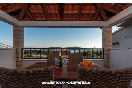 Apartments Petra photo 3