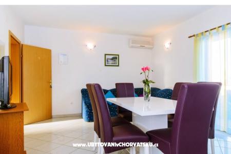 Apartments Sanja photo 4