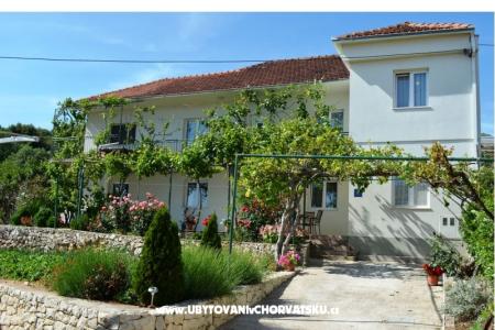 Apartments Sevo IMOVES Trogir Croatia