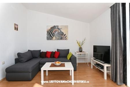 Apartments Tia photo 3
