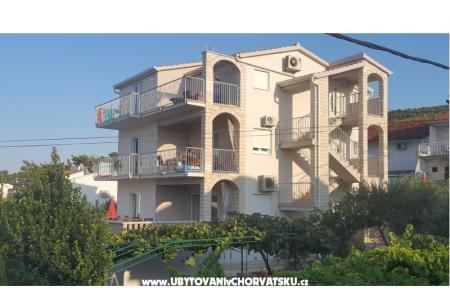Apartments Villa Ankica photo 2
