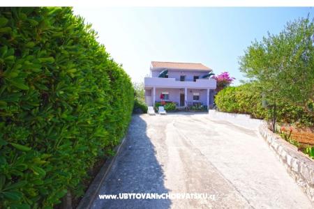 Bosi&amp;co Trogir Croatia