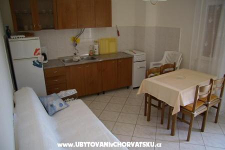 Captain apartments photo 3