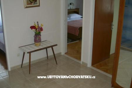 Carmen Apartments photo 3