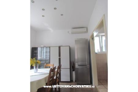 House Petar &amp; Apartment for 2 perso photo 5