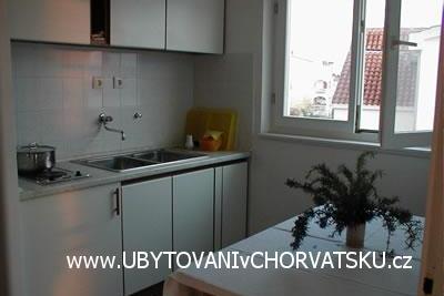 Apartments Tomic photo 3