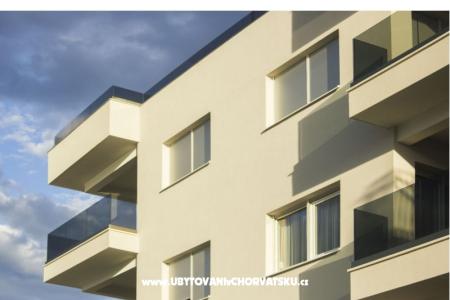 Paradise lux photo 4