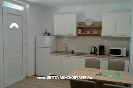  Apartments Ružmarin photo 2