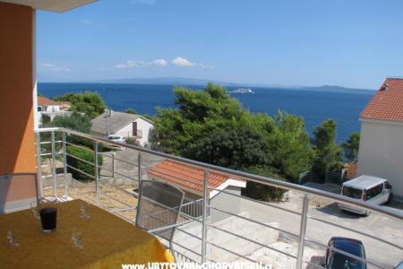 Sunshining Apartments photo 2